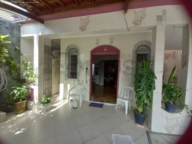 Imagem 1: Casa de 196M² no Bairro Suissa com 3 Quartos, 3 Vagas de Garagem, Varanda e Mais