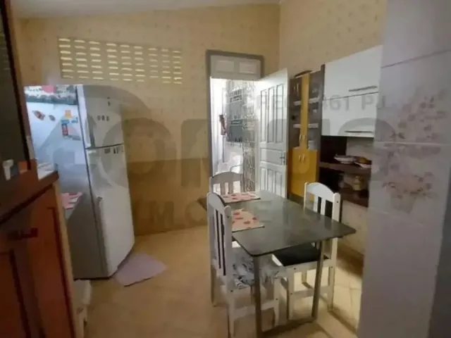 Imagem 8: Casa de 196M² no Bairro Suissa com 3 Quartos, 3 Vagas de Garagem, Varanda e Mais