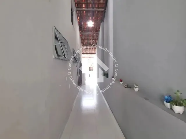 Imagem 12: Casa À Venda no Bairro Aeroporto com 3 Quartos Sendo 1 Suíte