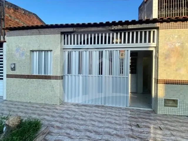 Imagem: Casa À Venda Localizada no Bairro Siqueira