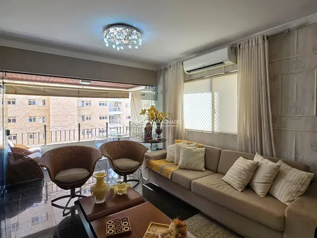 Imagem: Apartamento com 4 Quartos À Venda, 180