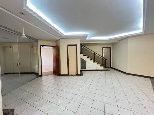Imagem: Sobrado 4 Quartos Nova Suíça Goiânia