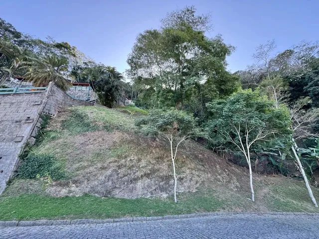 Imagem: Terreno para Venda em Condomínio de Alto