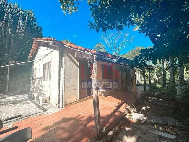 Imagem: A fazenda possui 2 Dormitórios, 1 Suíte, 40.000m² de
