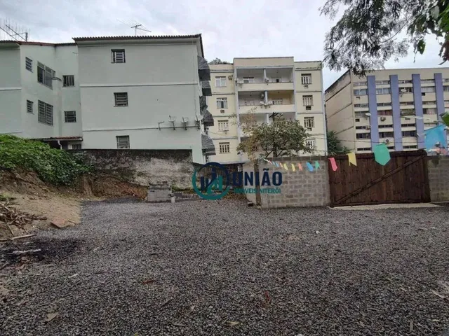 Imagem: Ótimo Terreno ( Dois Lotes), 645 M²