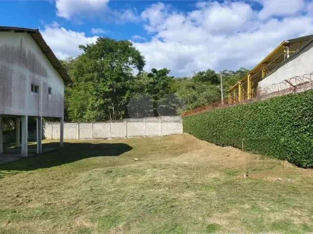 Imagem: Terreno À Venda em Rio do Ouro - Rj