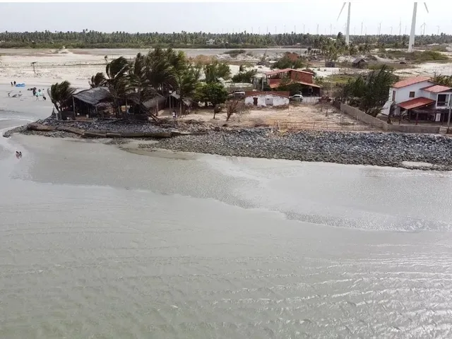 Imagem: Terreno Pé na Areia Vizinho À Ilha do