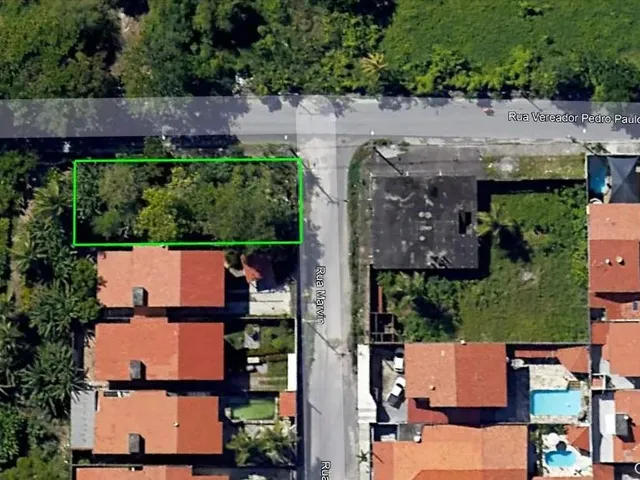 Imagem: Terreno de Esquina com 680M² no Bairro
