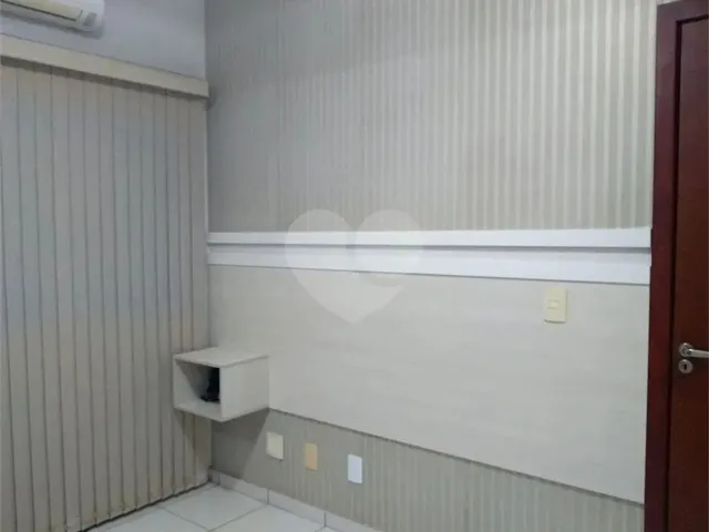 Imagem 7: Sobrado com 3 Quartos À Venda em Centro-Sul - Mt