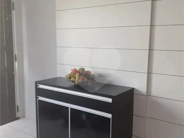 Imagem 4: Sobrado com 3 Quartos À Venda em Centro-Sul - Mt