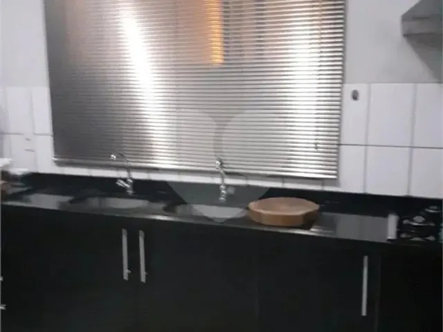 Imagem 16: Sobrado com 3 Quartos À Venda em Centro-Sul - Mt