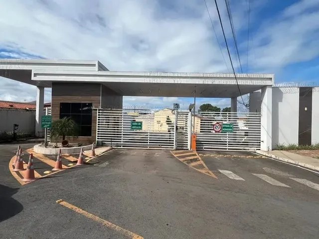 Imagem: Casa À Venda 2 Quartos, 3 Vagas, 200M²