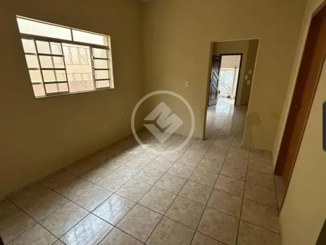 Imagem 4: Ampla Casa Próxima Ao Centro de Várzea Grande e das Principais Avenidas da Cidade