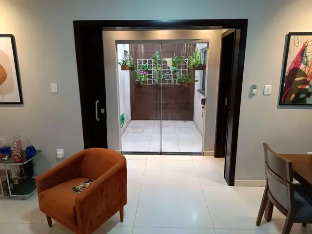 Imagem 6: Linda Casa com 3 Quartos; Sala de Tv; Escritório; Cozinha com Interação Com