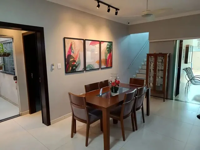 Imagem 13: Linda Casa com 3 Quartos; Sala de Tv; Escritório; Cozinha com Interação Com
