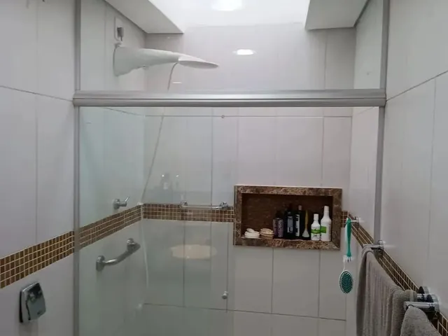 Imagem 11: Linda Casa com 3 Quartos; Sala de Tv; Escritório; Cozinha com Interação Com