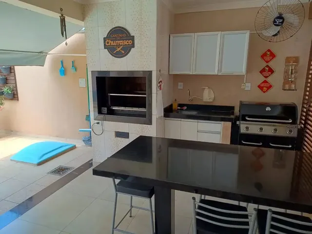 Imagem 15: Linda Casa com 3 Quartos; Sala de Tv; Escritório; Cozinha com Interação Com
