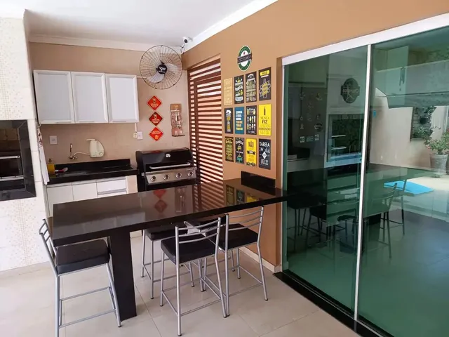 Imagem 3: Linda Casa com 3 Quartos; Sala de Tv; Escritório; Cozinha com Interação Com
