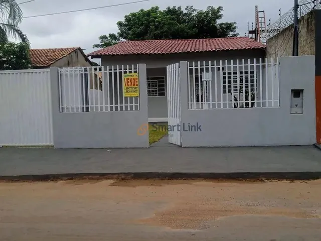 Imagem: Casa com 1 Dormitório À Venda por R$ 250.000,00
