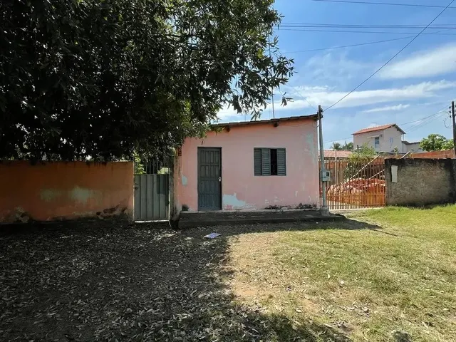 Imagem: Vendo Terreno Amplo C Casa na Região Central