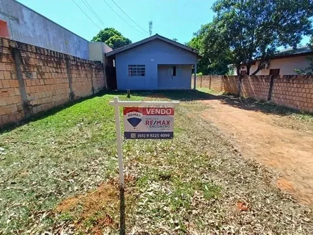 Imagem: A casa possui 2 Dormitórios, 1 Banheiro, 1 Vaga na garagem