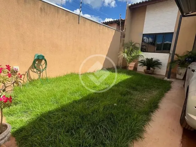 Imagem 4: Casa - R$ 190.000,00 - Sendo 2 Quartos com Quintal e Garagem Coberta - Bairro Canelas