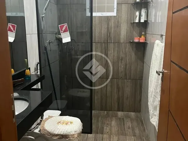 Imagem 10: Casa - R$ 190.000,00 - Sendo 2 Quartos com Quintal e Garagem Coberta - Bairro Canelas