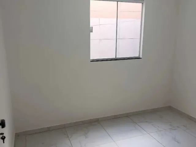 Imagem 3: Vendo Casa na Mor. dos Pássaros III com 2 Quartos Sendo Uma Suíte, Sala, Cozinha E
