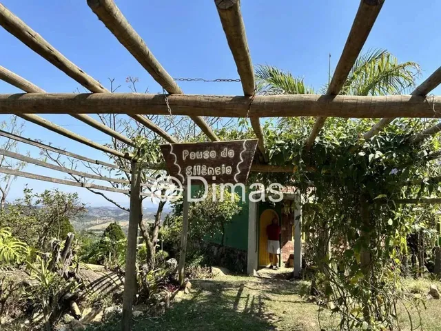 Imagem 15: Sítio para Venda em Moeda, a Definir em Campo