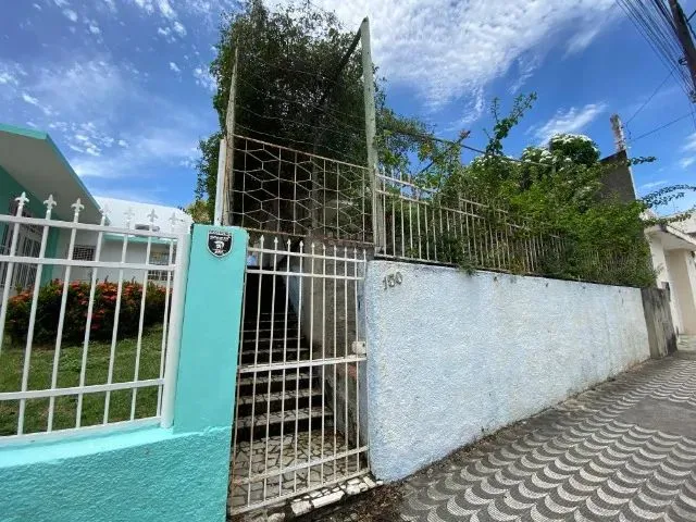 Imagem: Casa com 4 Quartos em Itapetinga Centro