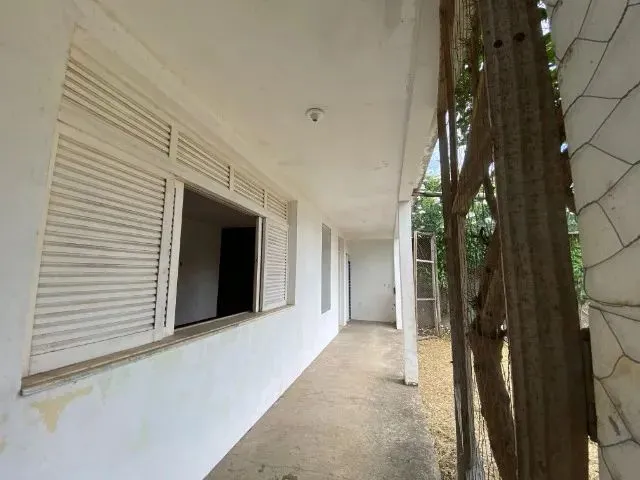 Imagem 3: Casa com 4 Quartos em Itapetinga Centro