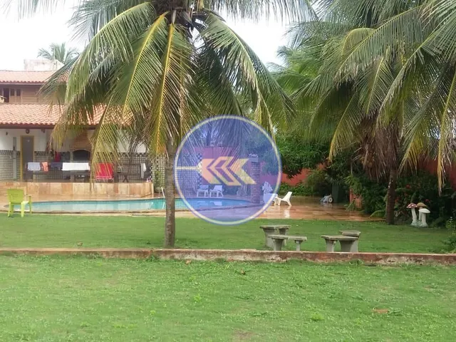 Imagem: Ampla Casa com 5 Suítes, Piscina e Deck