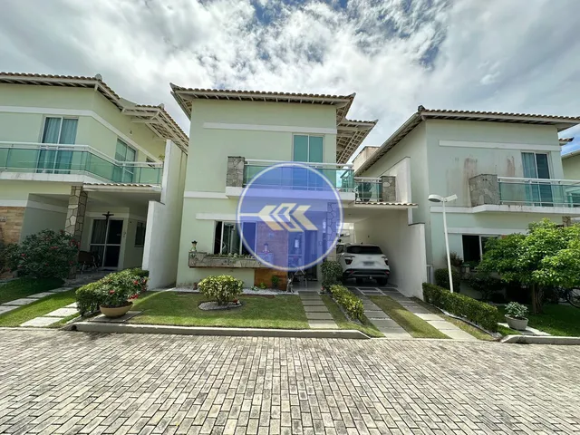 Imagem: Excelente casa duplex com 3 suítes no bairro