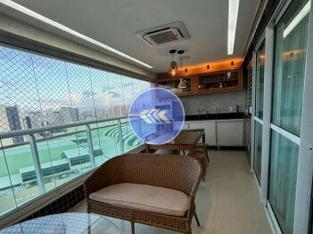 Imagem 8: Amplo apartamento com 4 suítes e varanda gourmet