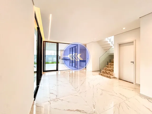 Imagem 12: Casa de alto padrão com 5 suítes na Cidade Alpha