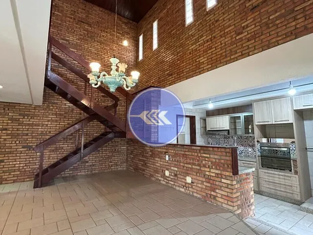 Imagem 5: Excelente casa no Porto das Dunas com 4 suítes