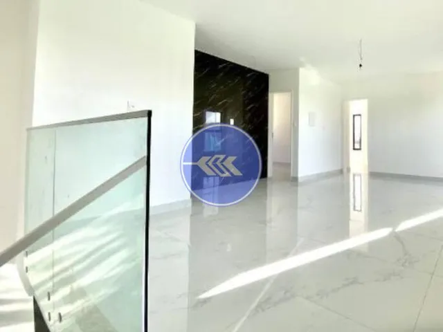 Imagem 5: Linda casa nascente, com 4 suítes e piscina privativa na Cidade Alpha