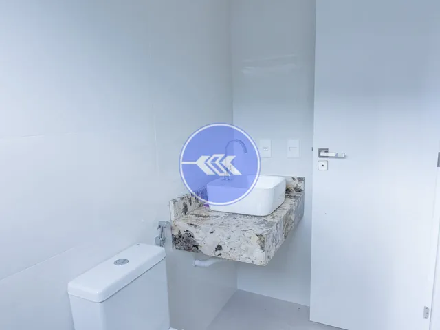 Imagem 2: Casa moderna com 3 suítes em condomínio Jardins Ibiza