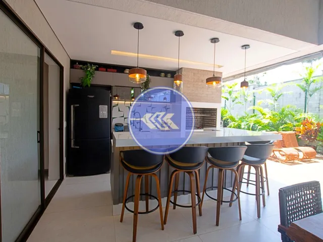 Imagem 3: Belíssima casa de alto padrão com 6 suítes em Eusébio - Azur condomínio