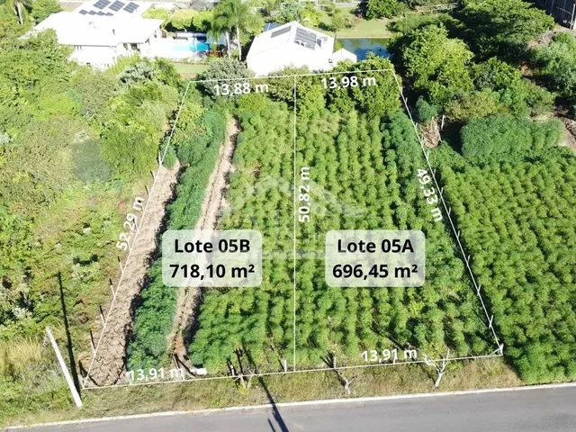 Imagem: Amplo Terreno À Venda em Picada Café na