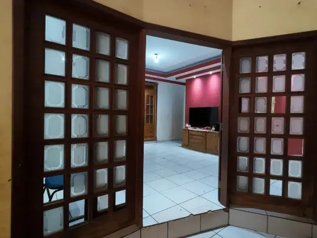 Imagem 5: Casa Ampla À Venda - Oportunidade Imperdível!