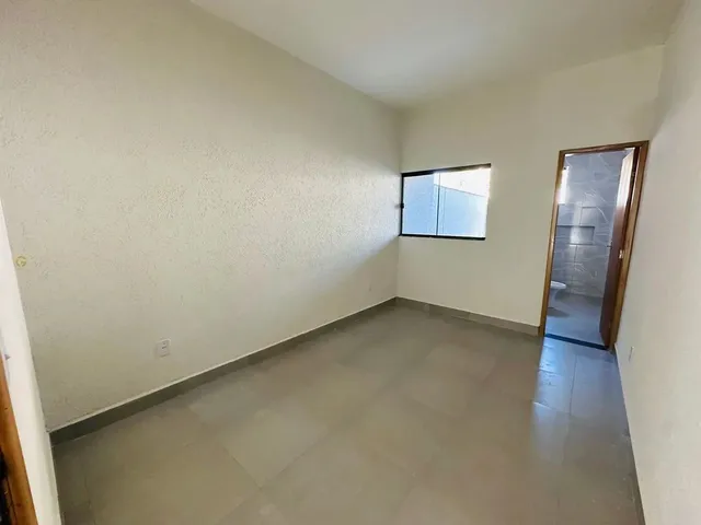 Imagem 6: Casa 2 Quartos com Suite | Quintal