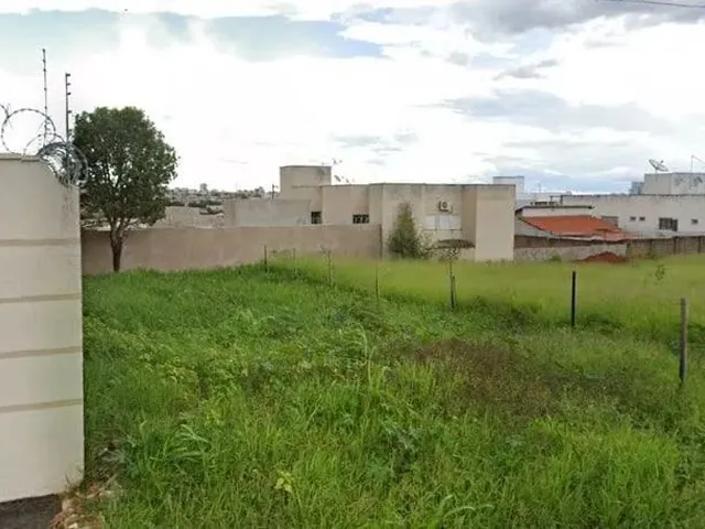 Imagem: Terreno À Venda, 300M² por R$ 260.000