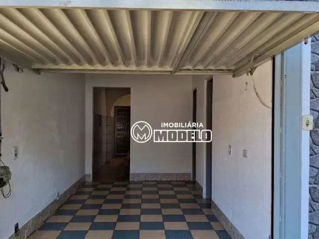 Imagem: Casa com 2 Dormitórios À Venda, 66 M²