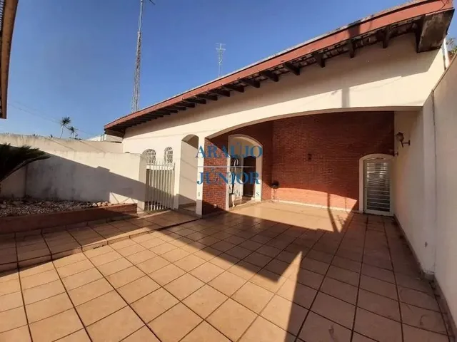 Imagem: Casa com Piscina para Locação!