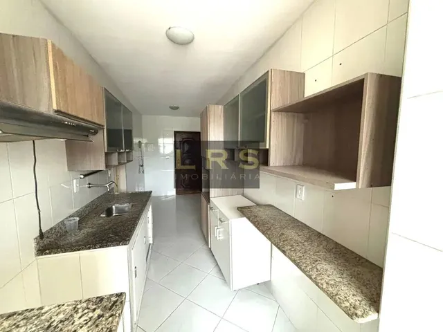 Imagem 12: Ótimo Apartamento com 91M², de Frente, Oferecendo Conforto e Funcionalidade