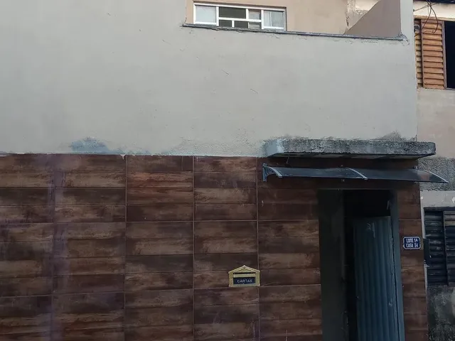Imagem: Aluga-Se. Casa na Travessa Príncipe da