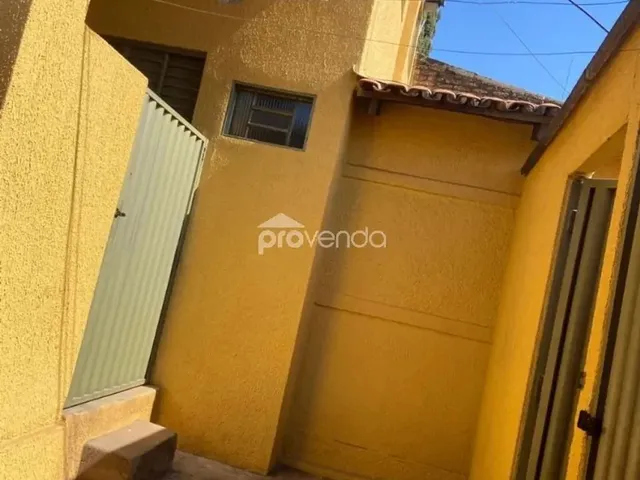 Imagem 2: Casa com 3 Quartos Cidade Jardim - Goiânia-Go