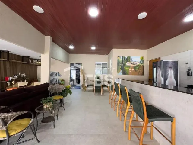 Imagem: Casa de de Rua com 360M2, 3 Suites, 5 Vagas