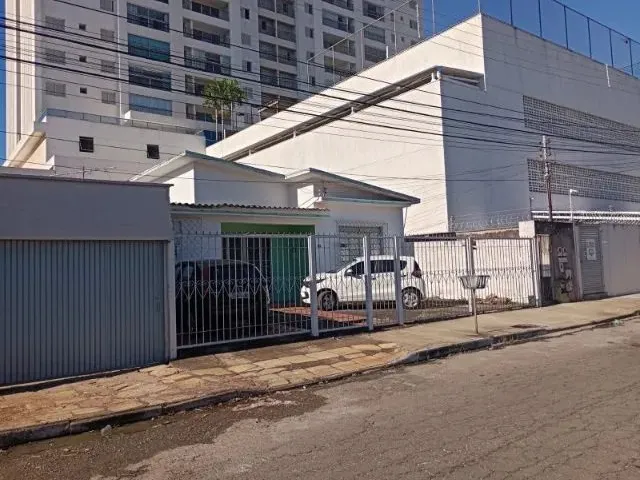 Imagem: Casa / Lote - Setor Coimbra - Próximo da